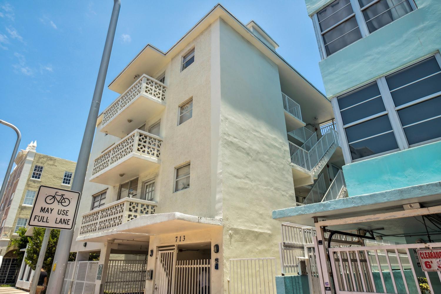 713 Miami Beach Apartments ภายนอก รูปภาพ