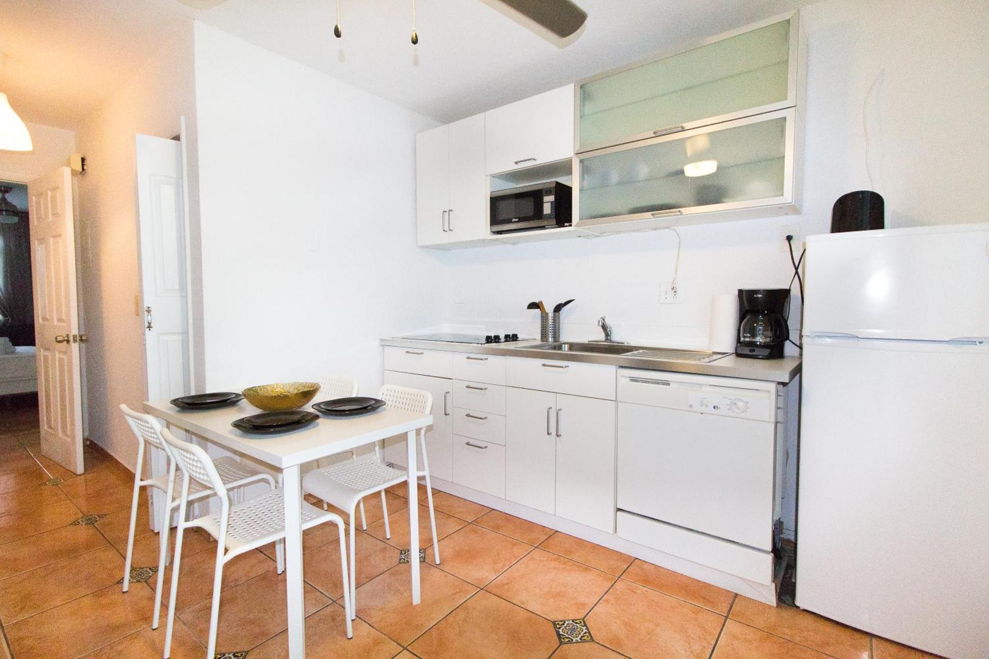 713 Miami Beach Apartments ภายนอก รูปภาพ